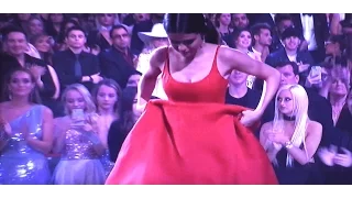 Selena Gomez Wins "Favorite Female Artist- Pop/Rock" At The 2016 American Music Awards [FULL/HD]