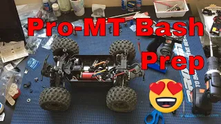 Pro-Line PRO-MT 4x4 Monster Truck -  Final Preparations for First Bash Run with Razor RC