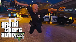 GTA 5 Police Chase 😯 / Explosions 🔥 / Funny Moments 🤣 / Stunts 🙄 / Car Crashes in Cinematic😎