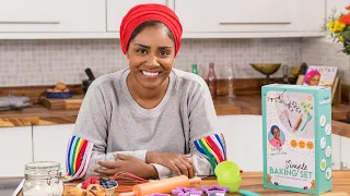 Nadiya's Bake Me A Story: Introducing the Simple Set