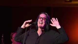 Todd Rundgren's Play Like A Champion Concert: Hello It's Me