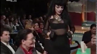 Nina Hagen improvises Semplicetta Tortorella live in 1994 on german tv