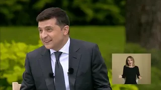 "А де тут найближчий?" - Зеленський зупинив прес-конференцію для походу в туалет