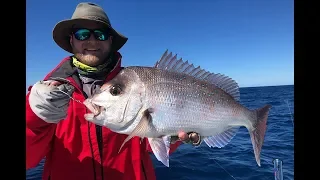Smacking Snapper with Shauno. The reef fishing fires up!