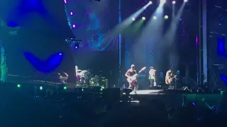 Red Hot Chili Peppers -Go Robot - (Live on Rock in Rio 2017)