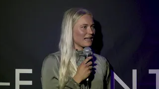 Danielle Dahlhus - stand-up om at være psykolog