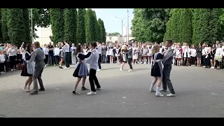 Вальс выпускников школы 2 в Солигорске