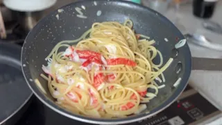 Colatura and crab: perfect together | Spaghetti al granchio