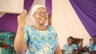#Mungu Mwenyewe By Heroes Of Faith Ministers.Interpreted by Sign Language Wendy Maureen.