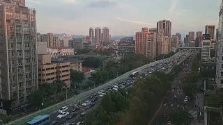 【縮時】平日下班尖峰臺北建國高架車況