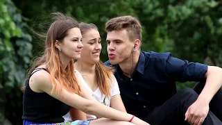 Kissing Prank: ПОЦЕЛУЙ МОЛЧА!!! РЕАКЦИЯ!!! ПРИКОЛЫ!!!