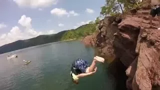 Sketchy 30 ft. cliff at RaysTown Lake