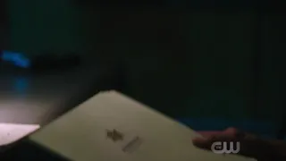 Riverdale 3x18 - Betty threatens Evelyn Evernever