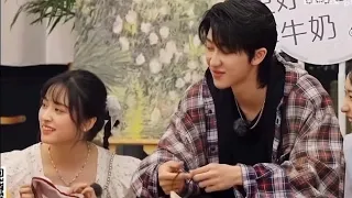 ShenYue x Xu Minghao (8Yue) (BaYue) moments (the way you look, shows something hehe)