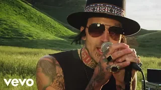 Yelawolf - American You (Official Music Video)