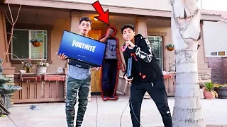 Playing FORTNITE on Strangers Doorstep Experiment 😳*GONE VERY WRONG*