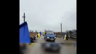 Небо плакало разом з нами...Зустрічали бійця зі сльозами та смутком. .