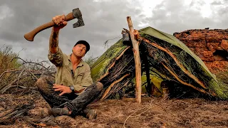 Building a SURVIVAL SHELTER in the RAIN - BURIED ALIVE.