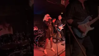 Blondie singing STOP DRAGGING with SouthsideJ Crew