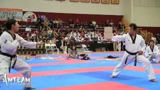 Team-M Taekwondo: 900 hook-kick board break
