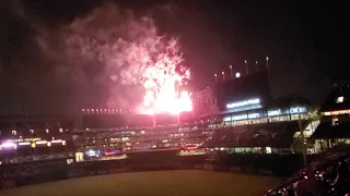 Texas Rangers last home night game in Globe Life Park fireworks