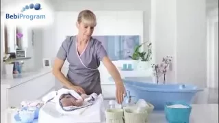 Kąpiel noworodka – dowiedz się jak wykąpać noworodka