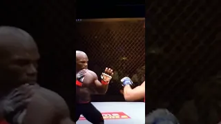 Alain Ngalani finishes a fight in 31 seconds #mma #mmanews #mmafighter