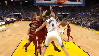 Klay Thompson SHOCKS ENTIRE WORLD after dunked on two Cavaliers defenders 😱