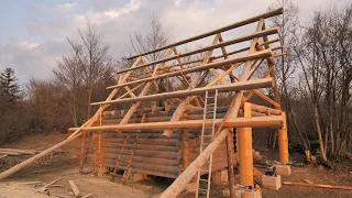 Building Off Grid Log Cabin S 2 Ep 9 / Roof Rafters