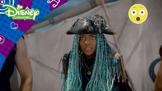 Descendants 2 | ♫ Musikvideo: It's Going Down - Disney Channel Sverige
