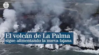 El volcán sigue alimentando la nueva fajana en La Palma