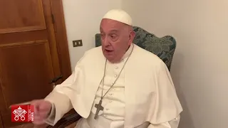 Il Papa: accogliamo Maria quando bussa alla nostra porta