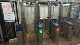 BART New Fare Gates at West Oakland