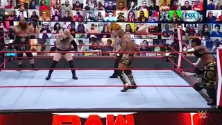 The Viking Raiders Vs Shelton Benjamin & Cedric Alexander - WWE Raw 19/04/2021 (En Español)