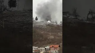 POGLEDAJTE POŽAR U VOGOŠĆI: GORI KROV NA KUĆI, VATROGASCI NA TERENU