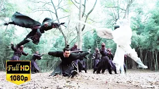 30 enemies surround him, not realizing that he is the world's NO.1 kung fu master!