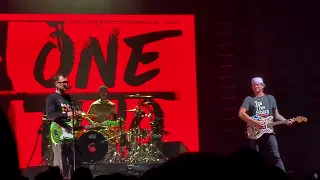 blink-182 Live at Little Caesars Arena, Detroit, MI 05-09-2023 crappy supercut