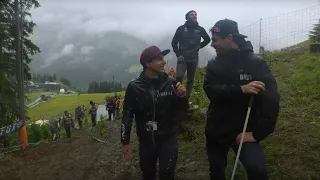 Leogang DH World Cup 2022 🔥🏁⏱ Les qualifications en immersion avec Loic Bruni ! (ENG Subtitles)