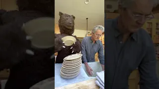 Kyle MacLachlan in Beary Tales - Dishes
