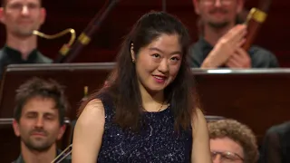 ANGIE ZHANG  – F. Chopin, Piano Concerto in E minor, Op. 11 (V. Luks, {OH} Orchestra)
