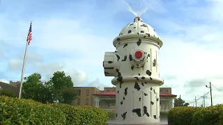 World's Largest Working Fire Hydrant (Texas Country Reporter)