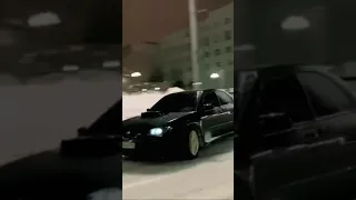 Subaru зимой валит боком Drift