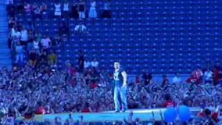 Robbie Williams - Tripping live in Berlin 27 july 2006