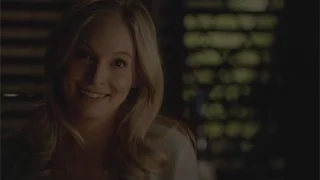 The Vampire Diaries 7x20 Caroline Wants To Marry Alaric For Lizzie And Josie