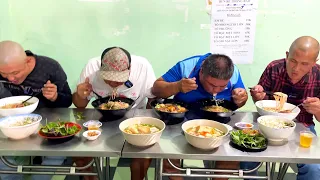 Dắt Anh Tuấn Sumo Lên Long Khánh Đồng Nai Chấp 3 Người Ăn Bún Riêu Khổng Lồ