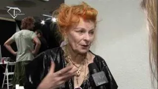 fashiontv | FTV.com - VIVIENNE WESTWOOD (D) BACKSTAGE MILAN MEN SS 09