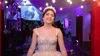 15 Isabella Duque