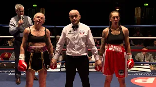 Chelsey Arnell v Amy Greatorex on VIP's show at Hull City Hall on 15.04.2023
