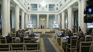 Андрей Макаров обсудил с депутатами Заксобрания реализацию Послания Президента в регионе