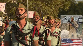 US MARINE 🇺🇸 RECCIONANDO A DESFILE DE LA LEGION ESPAÑOLA 🇪🇸